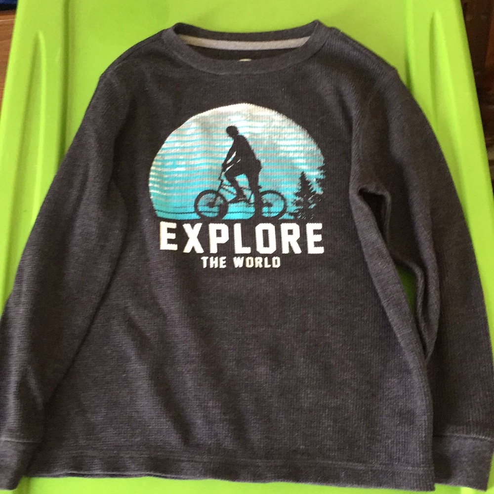 Old navy thermal shirt